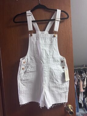 Universal Thread White Denim Short Overalls